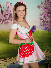 JerkMania presents: This hottie likes her culture and embraces it by stripping off her nice folk clothing